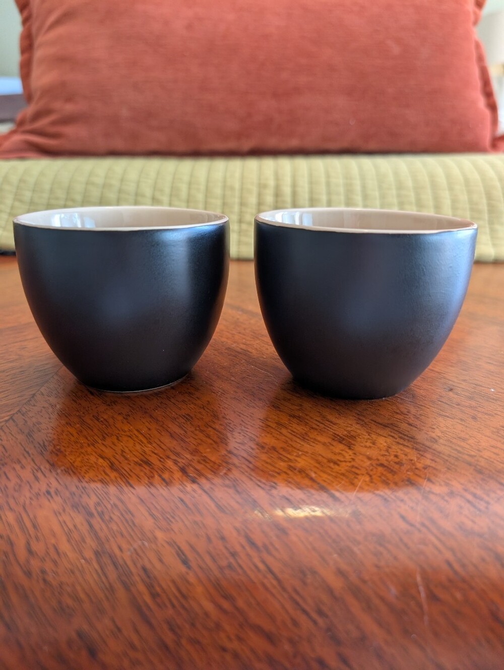 Baileys Irish Cream Ceramic Liqueur Cups Set of 2 Black Barware - Picture 3 of 10